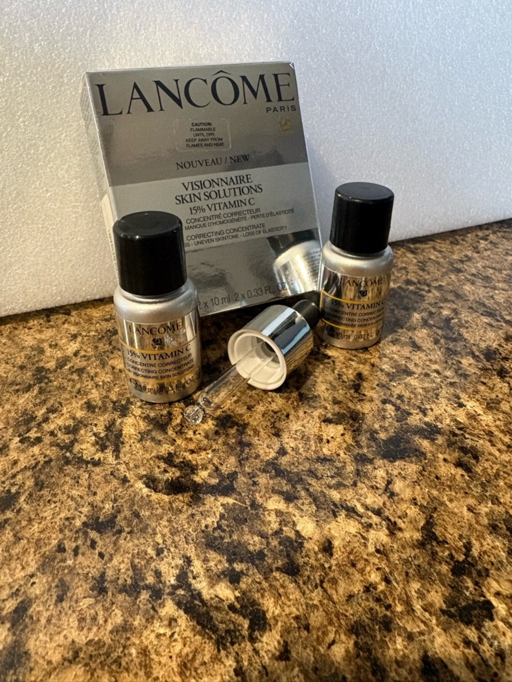 Lancôme Visionnaire Skin Solutions - 15% Vitamin C correcting concentrate
